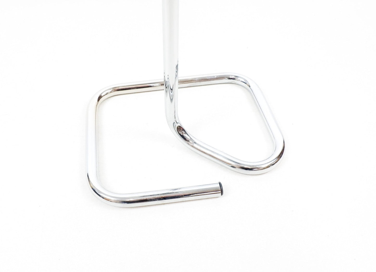 Chrome Wheel & Tyre Storage Post / Spike - Race Rally Supplies