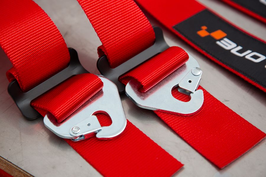 Turn One 6-Point HANS Racing Harness (FIA 8853-2016)