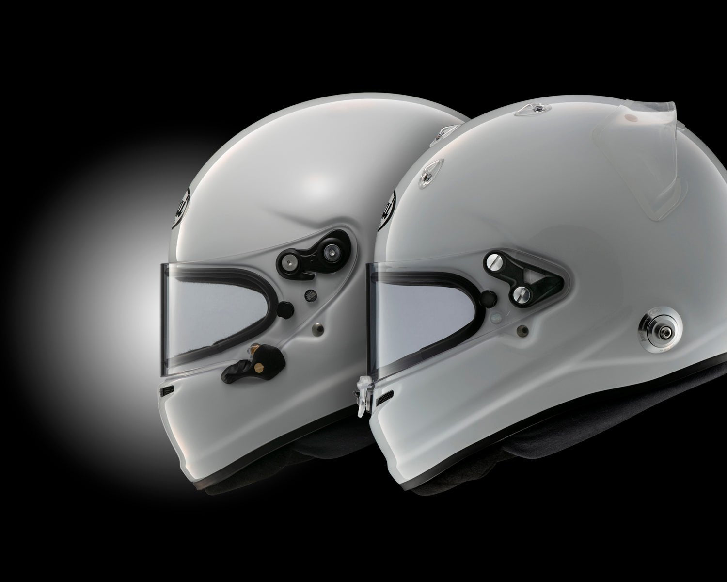 Arai GPV-R Helmet – FIA 8859-2024 / Snell SA2025 Approved Professional Motorsport Helmet - Race Rally Supplies