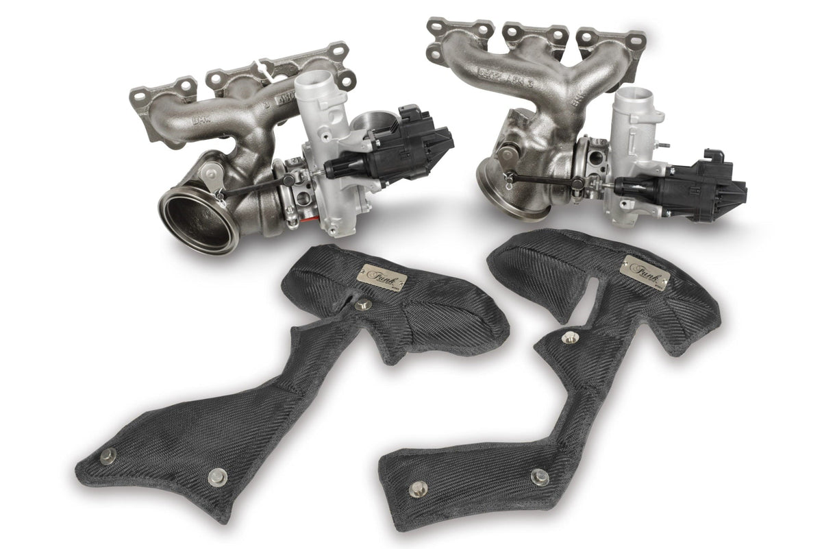 F83 BMW M4 Turbo Blanket - Race Rally Supplies