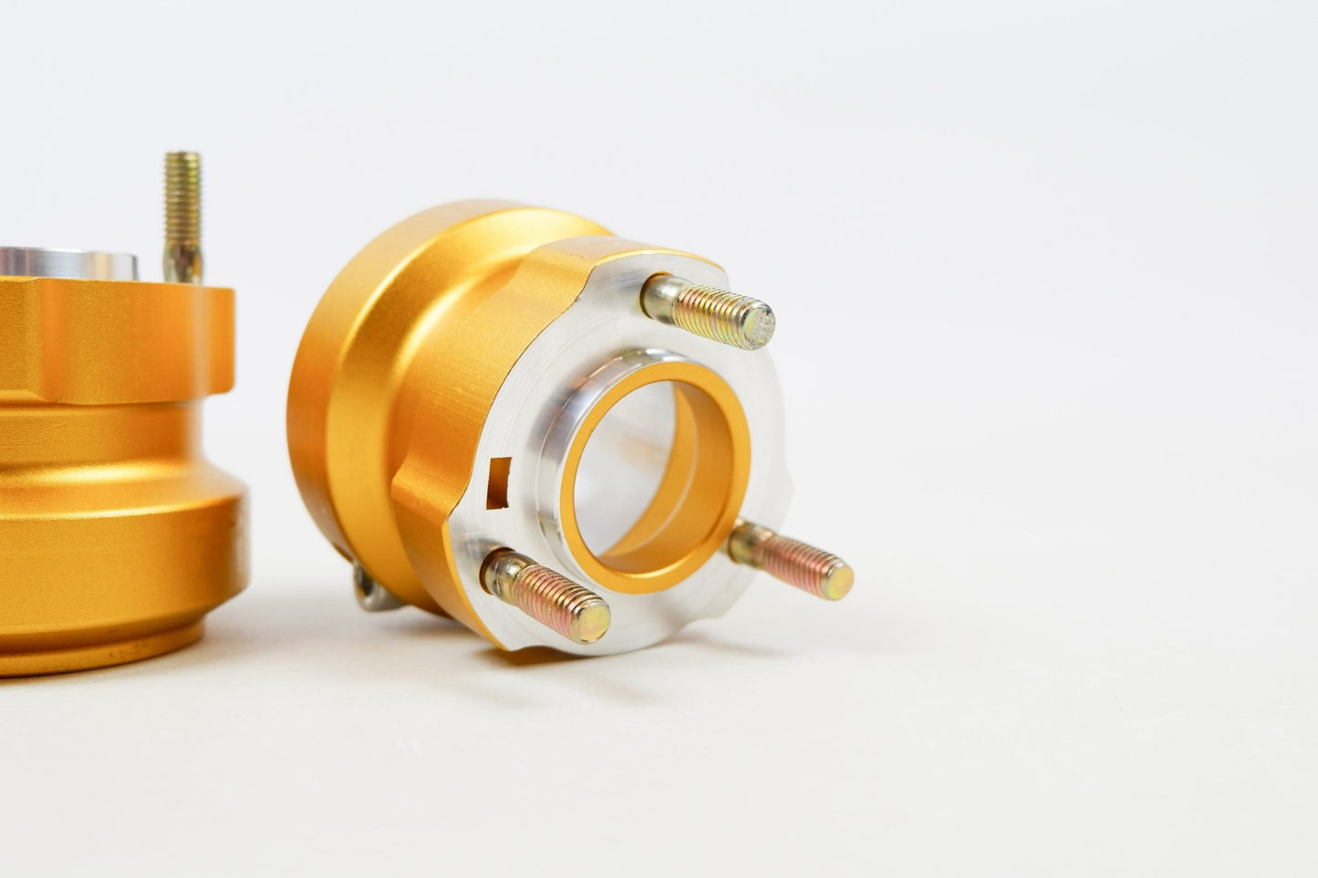 Gold 50mm x 62mm Short Rear Hubs - Race Rally Supplies