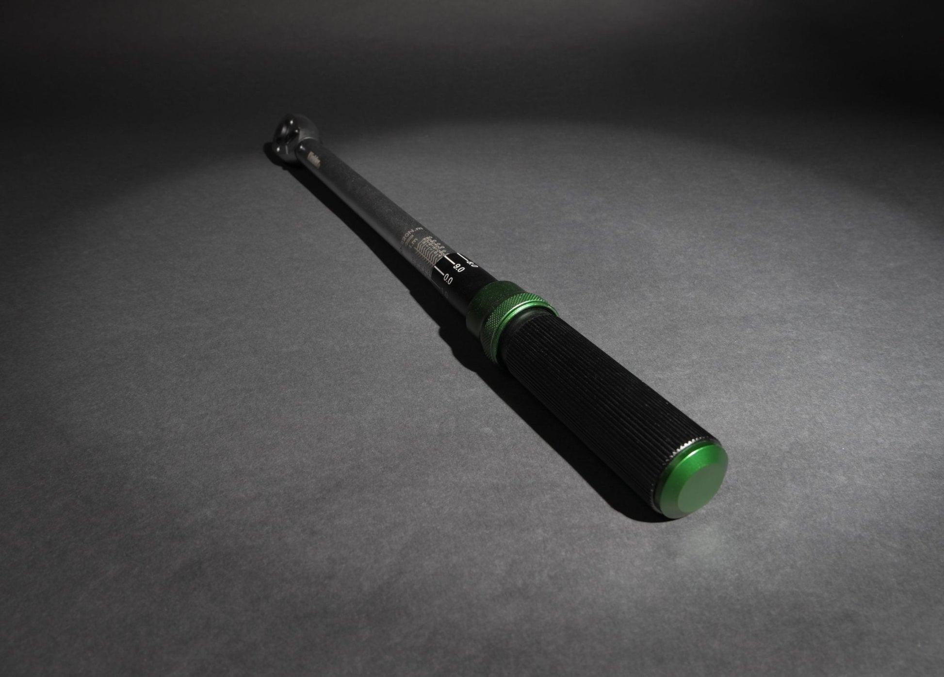 KWT-208-03 1/2" Professional Torque Wrench (20 - 220Nm) - Race Rally Supplies
