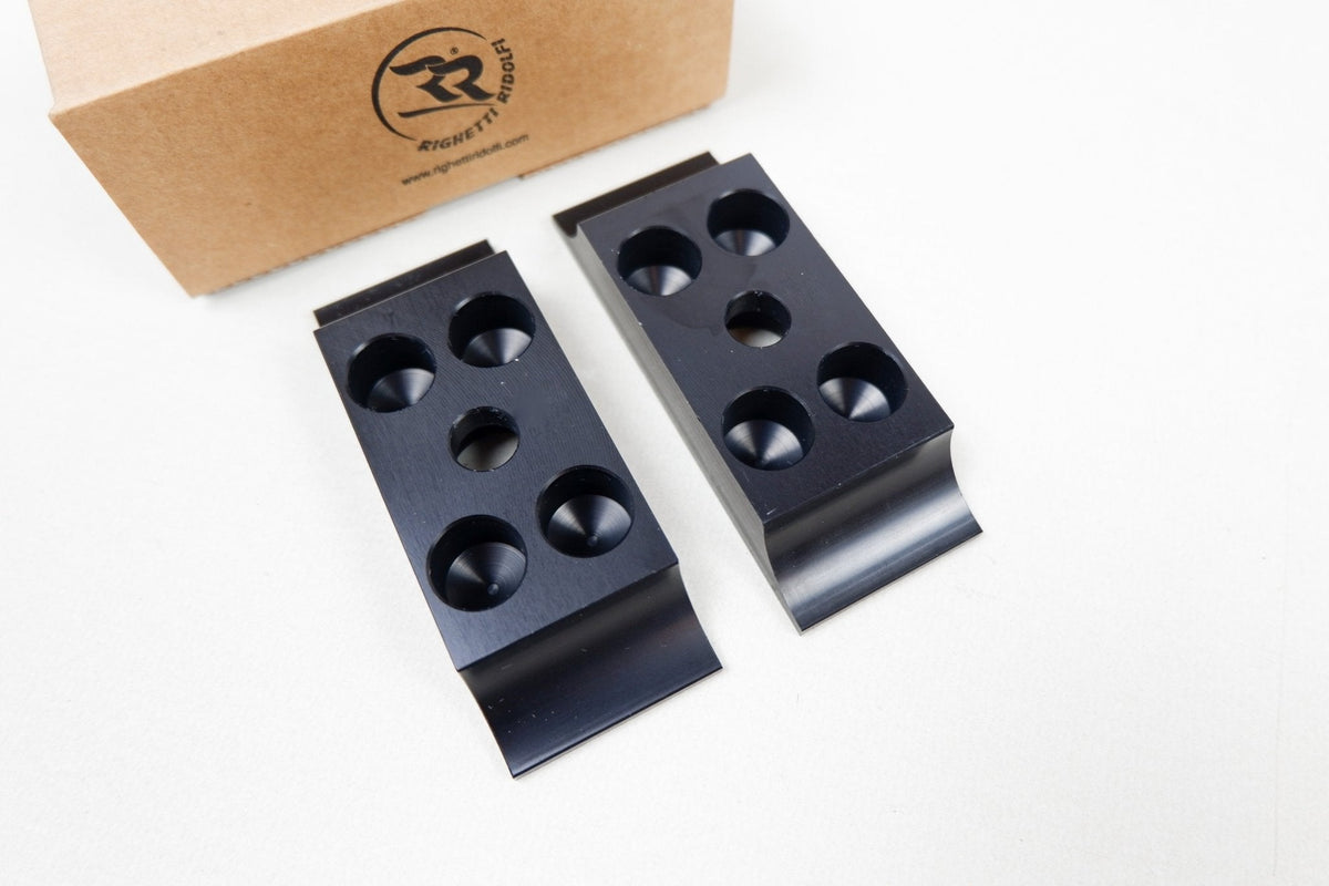 Pair of Flush Fitting Engine Mount Clamps 32mm x 92mm - Race Rally Supplies