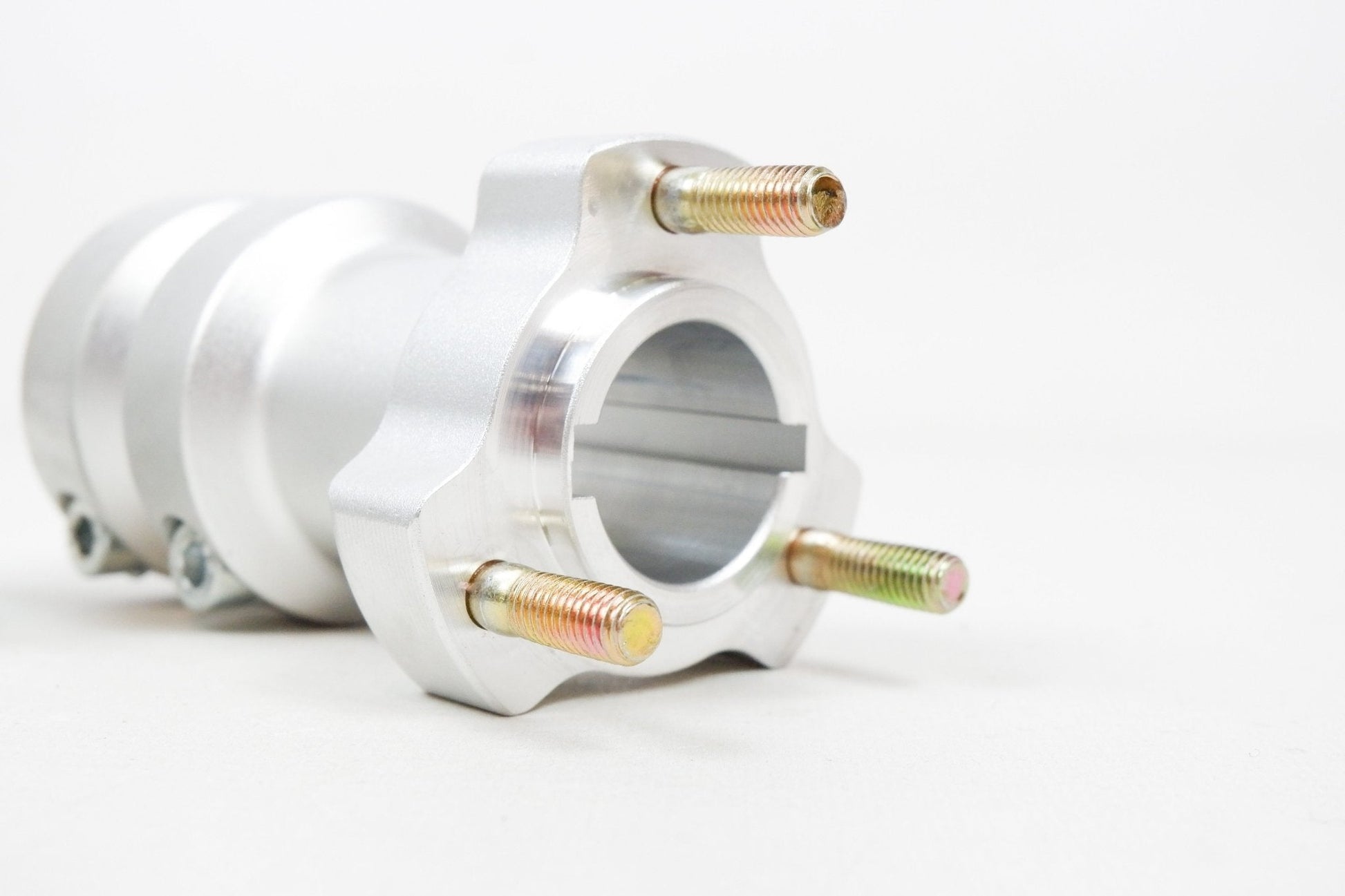 Set of Silver 30mm x 115mm Rear Hubs - Race Rally Supplies