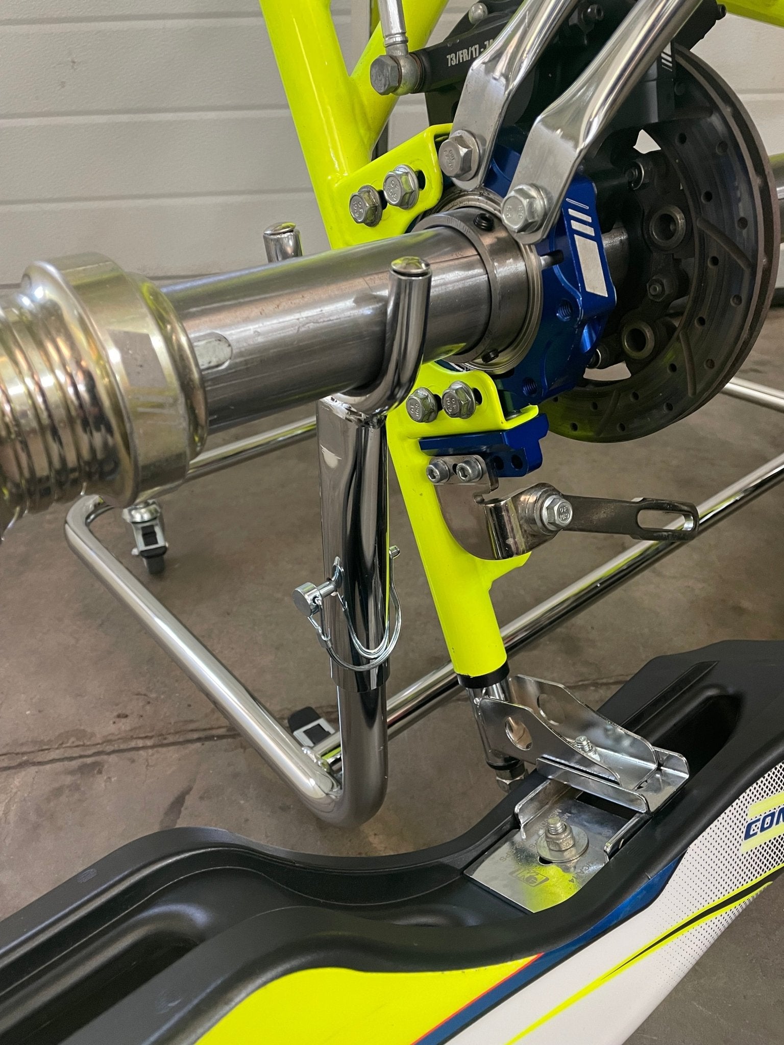 Upright Kart Storage Workshop Space Saving Stand - Race Rally Supplies